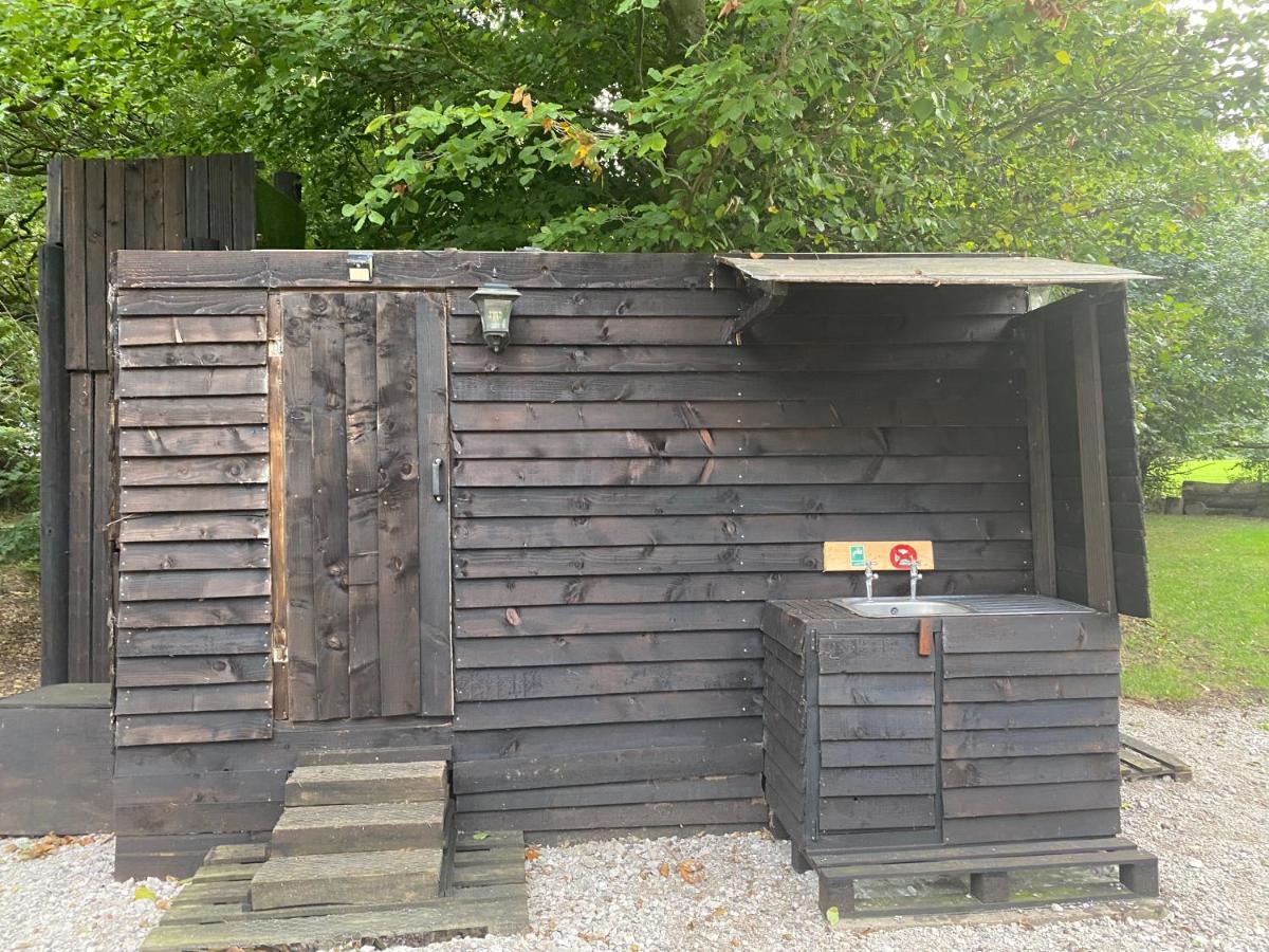 Baddiley The Shepherd'S Hut - Wild Escapes Wrenbury Off Grid Glamping - Ages 12 And Over מראה חיצוני תמונה